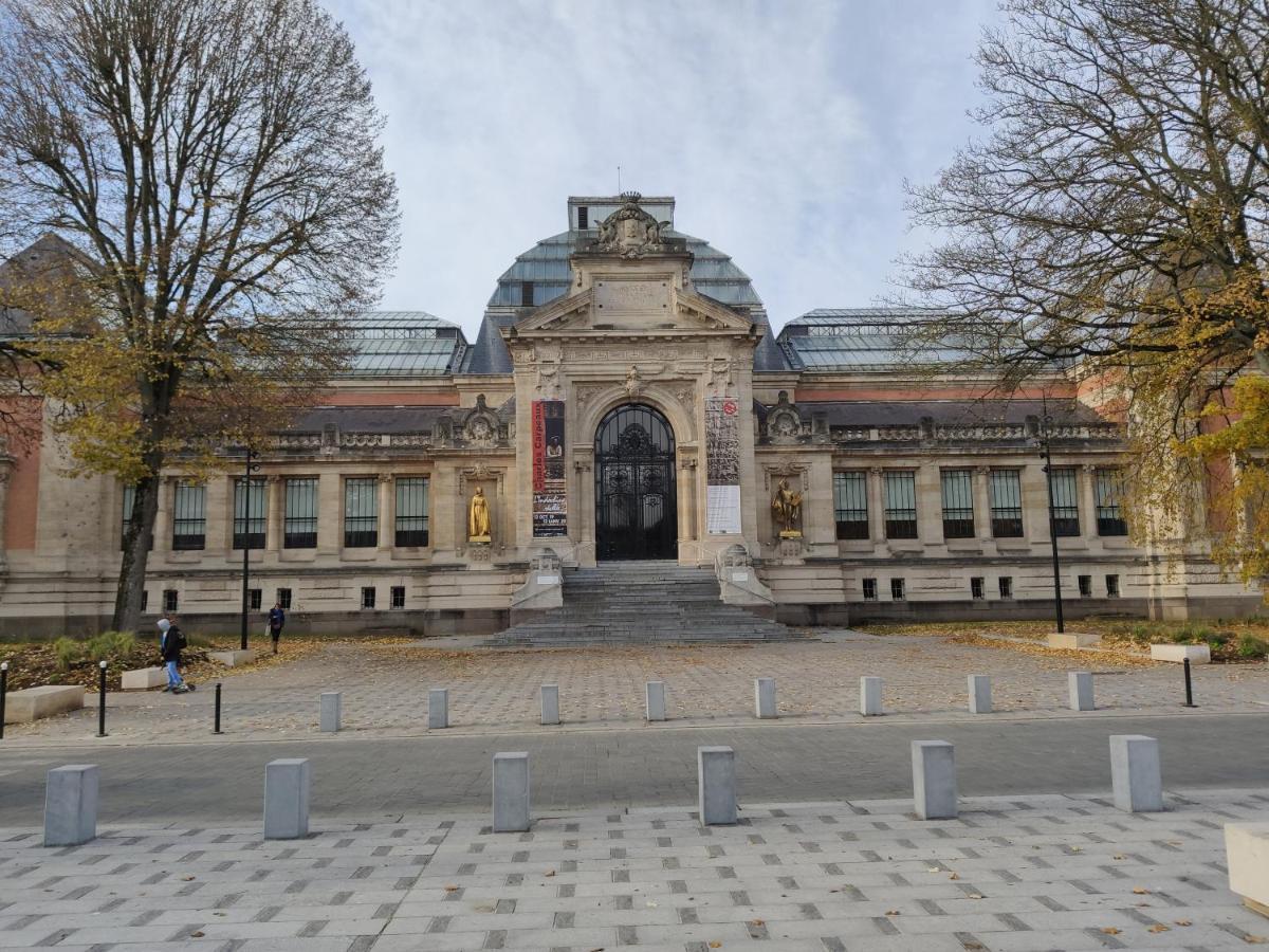 Residence Musee-Home - Centre Ville Valenciennes Exterior photo